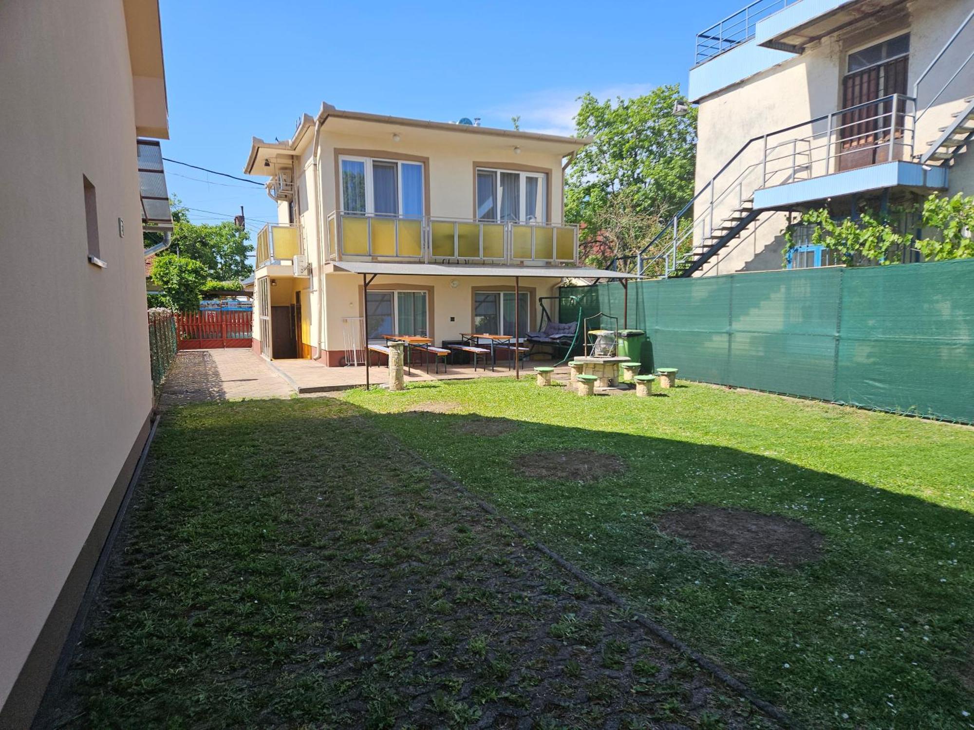 ADA 2 Apartmanház Hajdúszoboszló Exterior foto